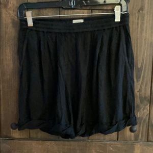 Wilfred slouchy lightweight shorts